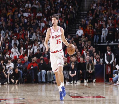 魔术全面进,格威自设防,线难挡攻势,广州赛马会,广州赛马,赛马赛事,马术资讯